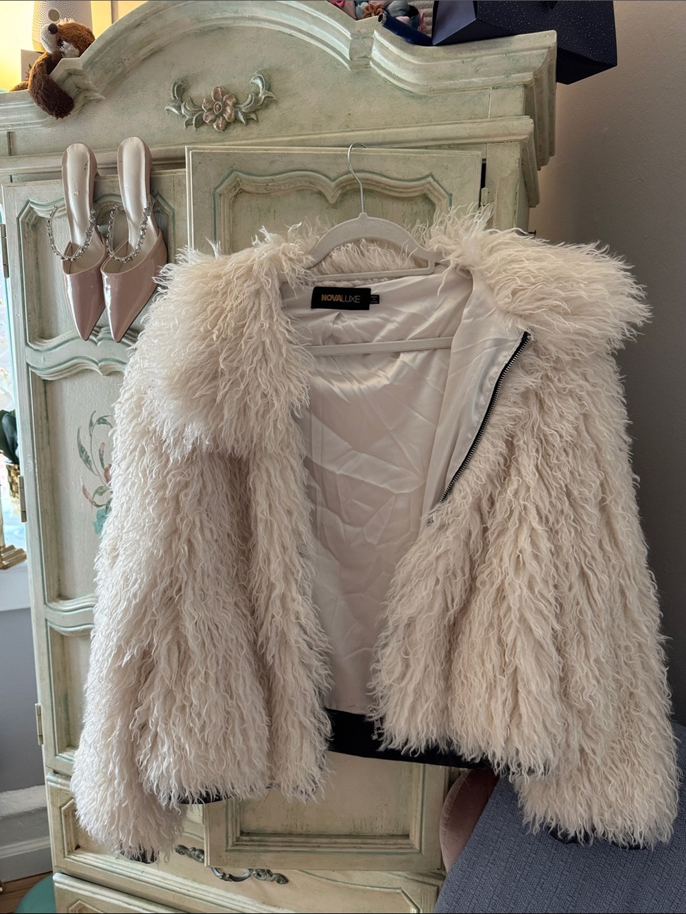 Fashion Nova Cream Faux Fur Teddy Jacket